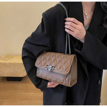 Qfdian 1 Simple and Stylish Diamond Grid Crossbody Bag, Metal Chain Shoulder Bag, Suitable for Women's Daily Leisure Handbags